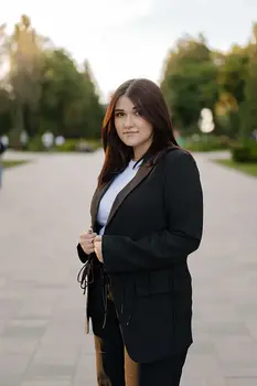 Плужникова Изабелла